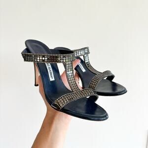 Manolo Blahnik Leather Embellished T-Strap Sandal Pumps Black 39.5